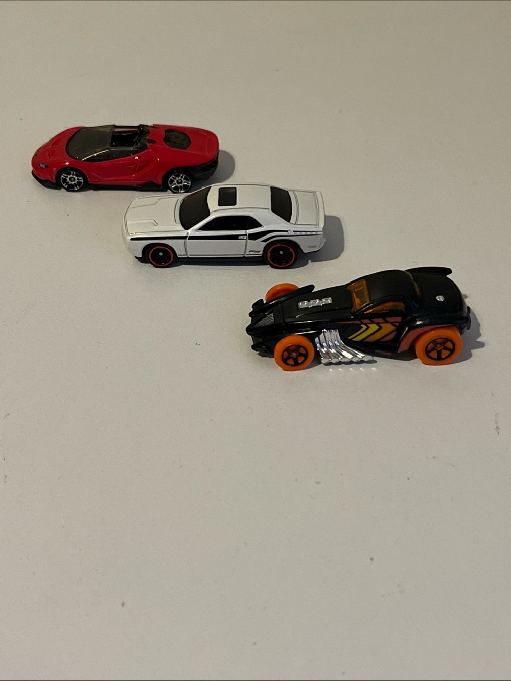 Hot Wheels Die Cast Bundle Lamborghini Dodge Charger Burl Esque 1:64 Lot of 3